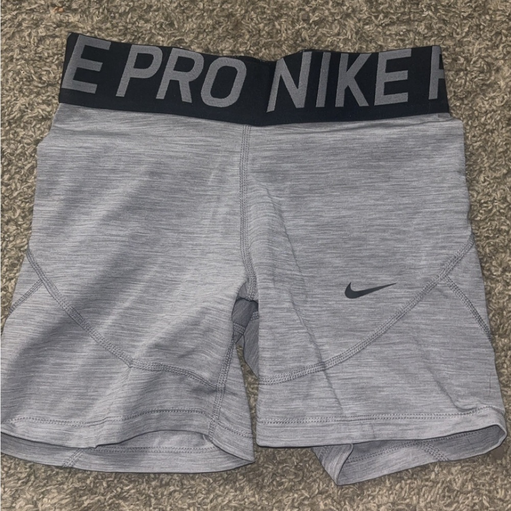 Nike pro spandex shorts 
Barely worn 
Grey/black